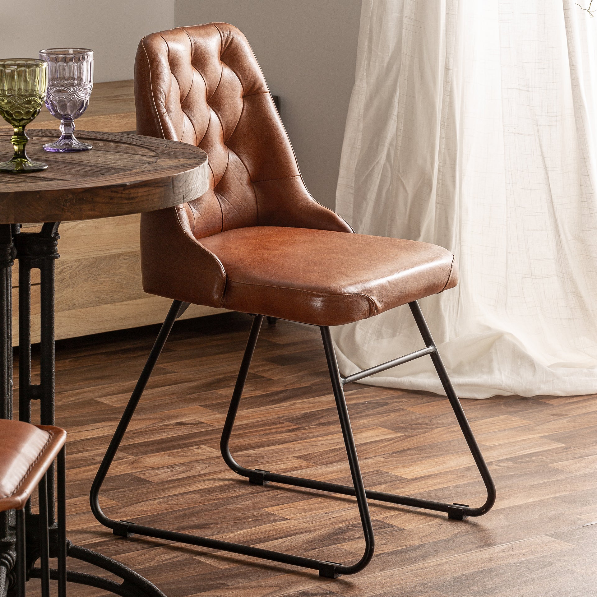 DEXTER CHAIR
